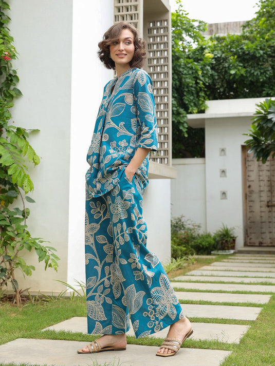 Blue Floral Printed Mandarin Collar Pure Cotton Top With Trousers